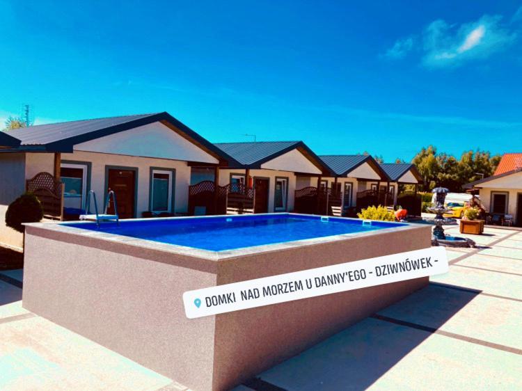 Domki U Danny-Ego Family Friendly Accommodation Dziwnowek Bagian luar foto